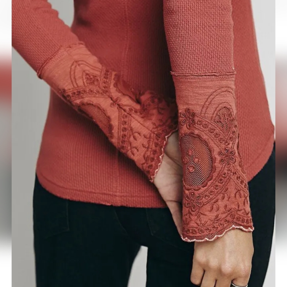 Free People Rare Lovely Lady Thermal Top - Picture 8 of 15